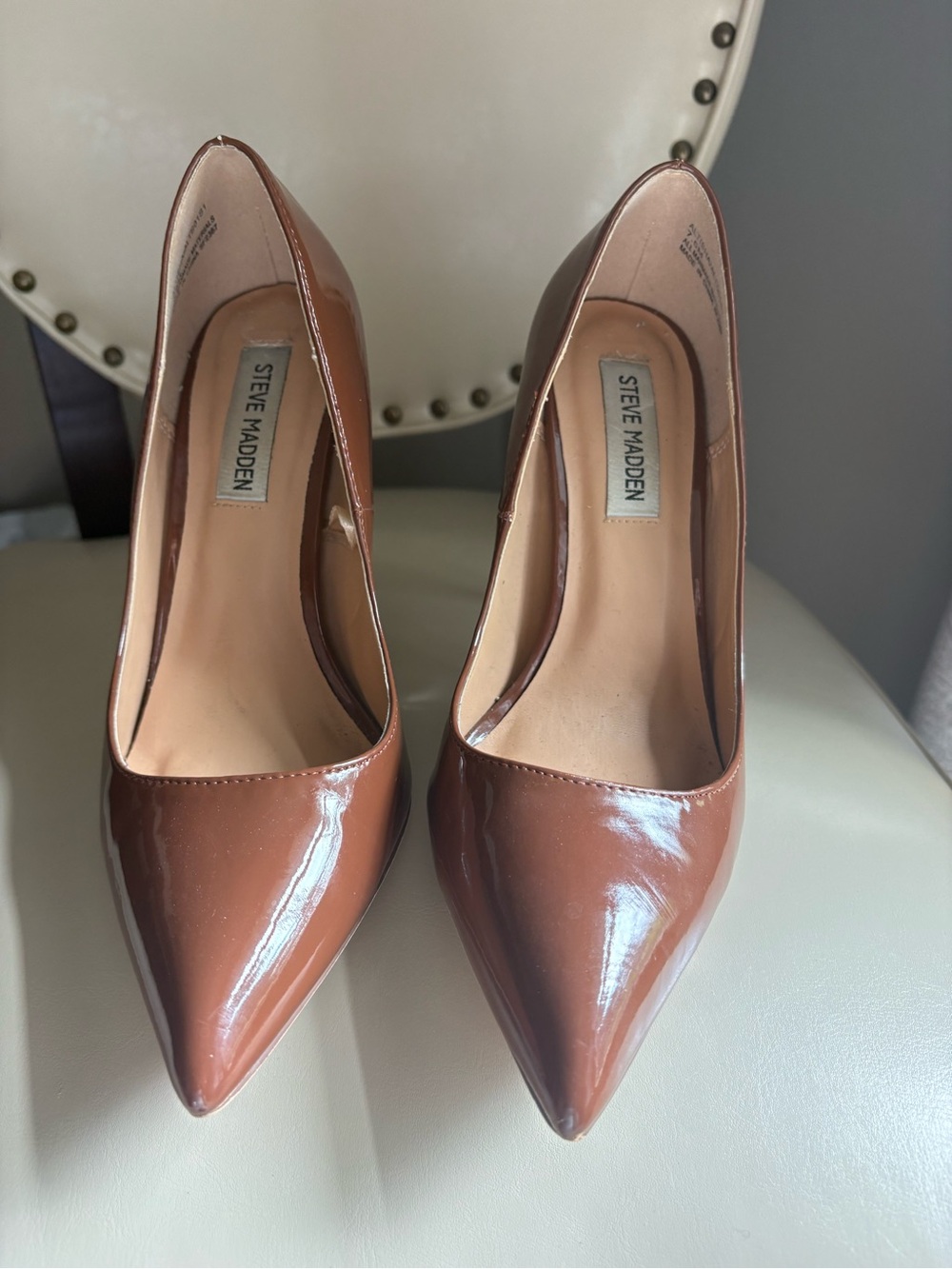 Steve Madden Brown Patent Pointed Toe Pumps
